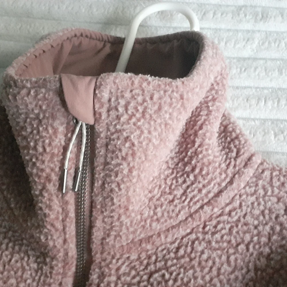 Vuori Jacket - Picture 5 of 12